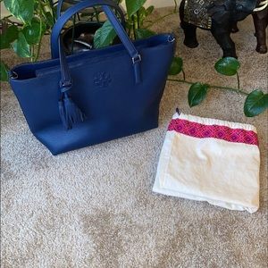 Tory Burch Thea Zip Tote bag with Tassel